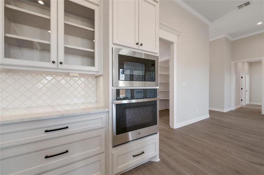 Furnished interior view inside a new home in , Waco (Image 5).