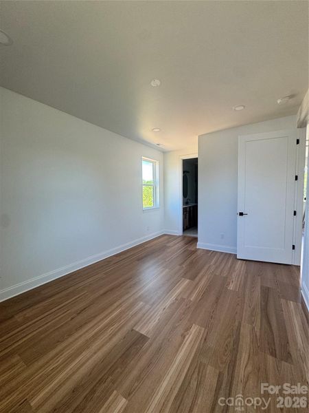 Spacious, unfurnished interior of a new home in , Charlotte (Image 11).