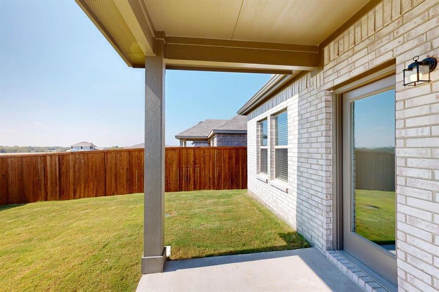 Exterior details and patio area of a home in Meadow Park, Ponder (Image 20). Exterior details and patio area of a home in Meadow Park, Ponder (Image 20).