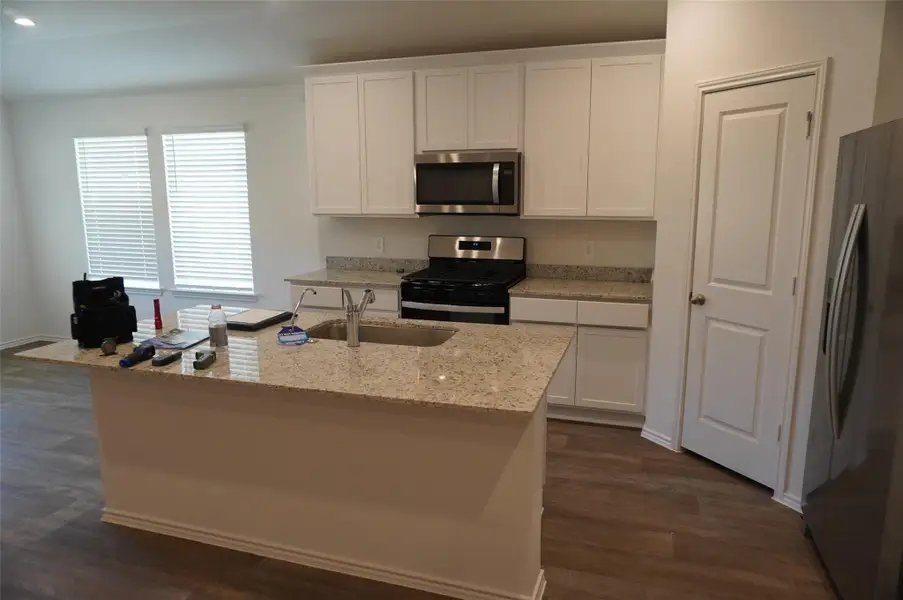Furnished interior view inside a new home in , Fulshear (Image 5).