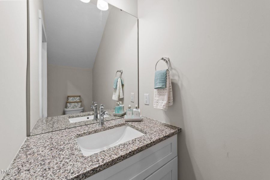 412 N Green - Half Bath