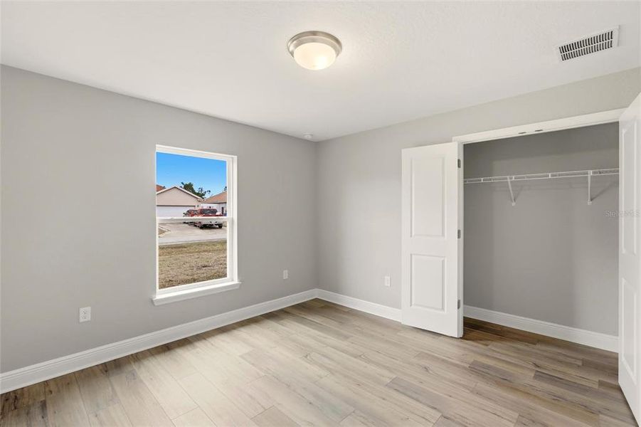 Spacious, unfurnished interior of a new home in , Sebring (Image 32).