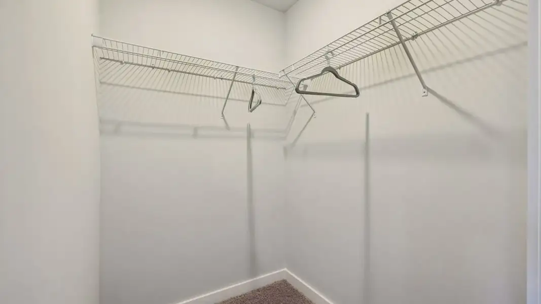 Spacious, unfurnished interior of a new home in Walnut Ridge, Lebanon (Image 22).