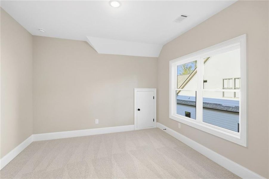 Spacious, unfurnished interior of a new home in , Powder Springs (Image 29).