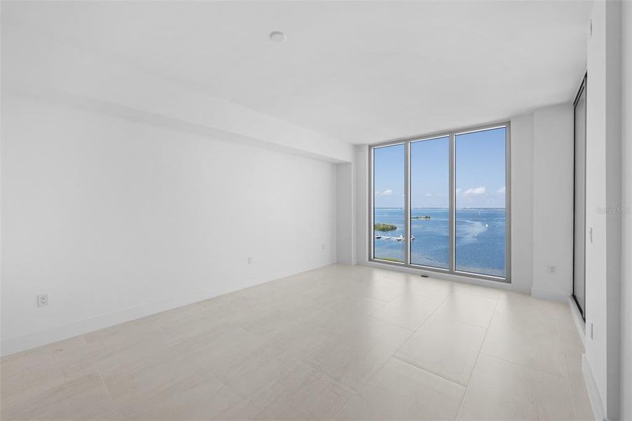 Spacious, unfurnished interior of a new home in , Tampa (Image 54). Spacious, unfurnished interior of a new home in , Tampa (Image 54).