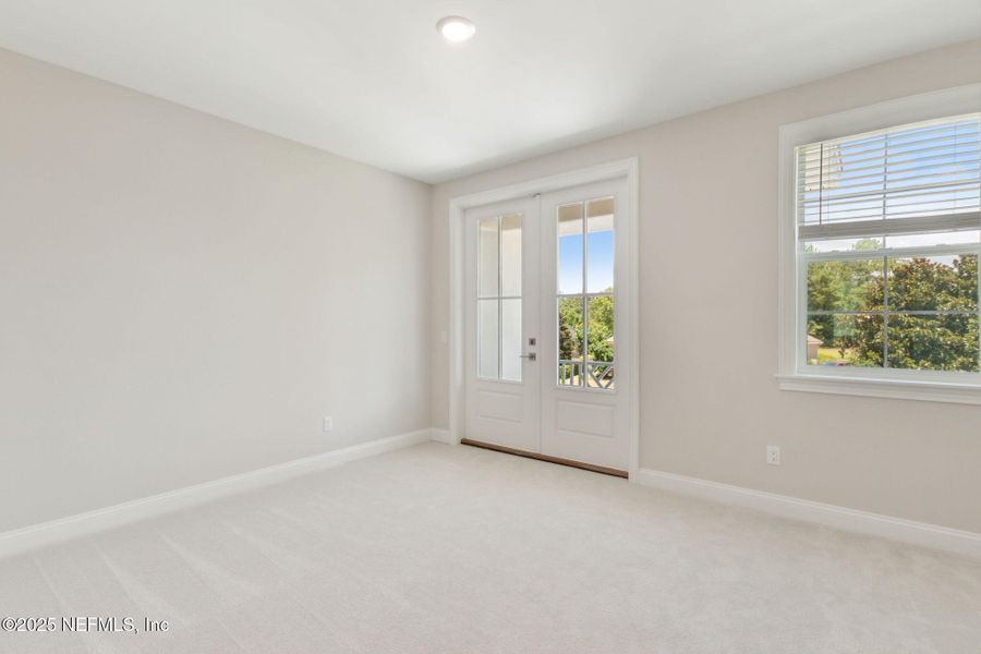 Spacious, unfurnished interior of a new home in , Fernandina Beach (Image 18).