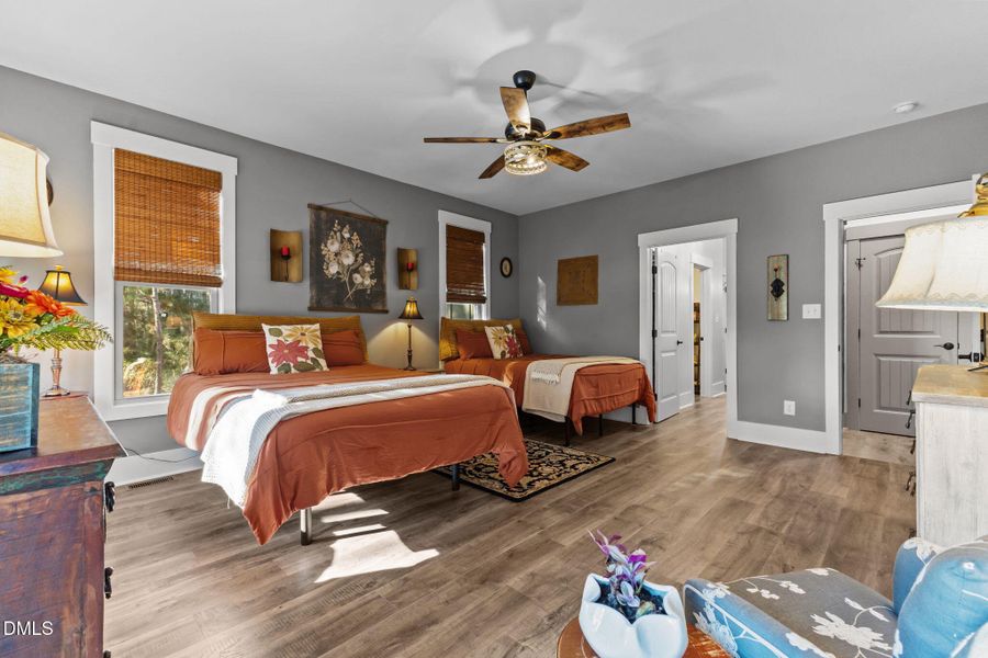 6-web-or-mls-AZ3A8386