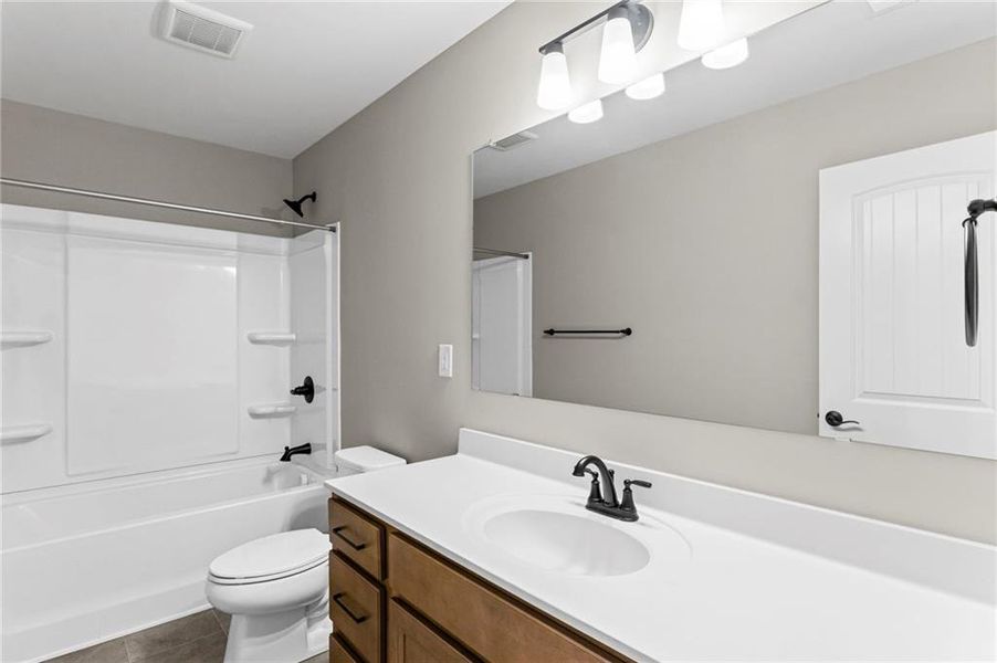 Furnished interior view inside a new home in Sage Woods, Dallas (Image 14).