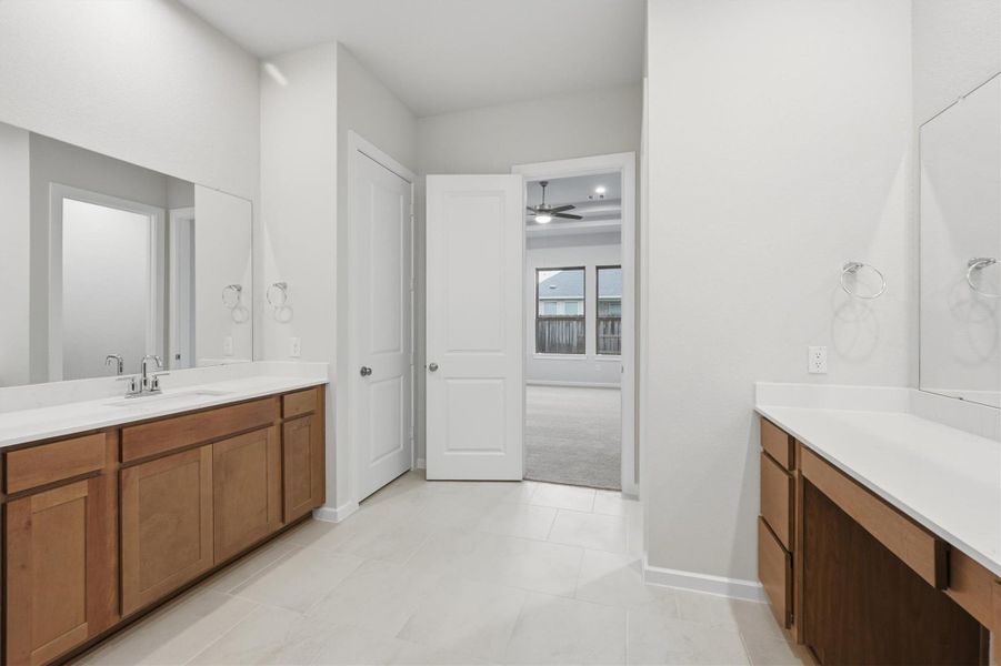 Furnished interior view inside a new home in Canterra Creek  60', Iowa Colony (Image 6).