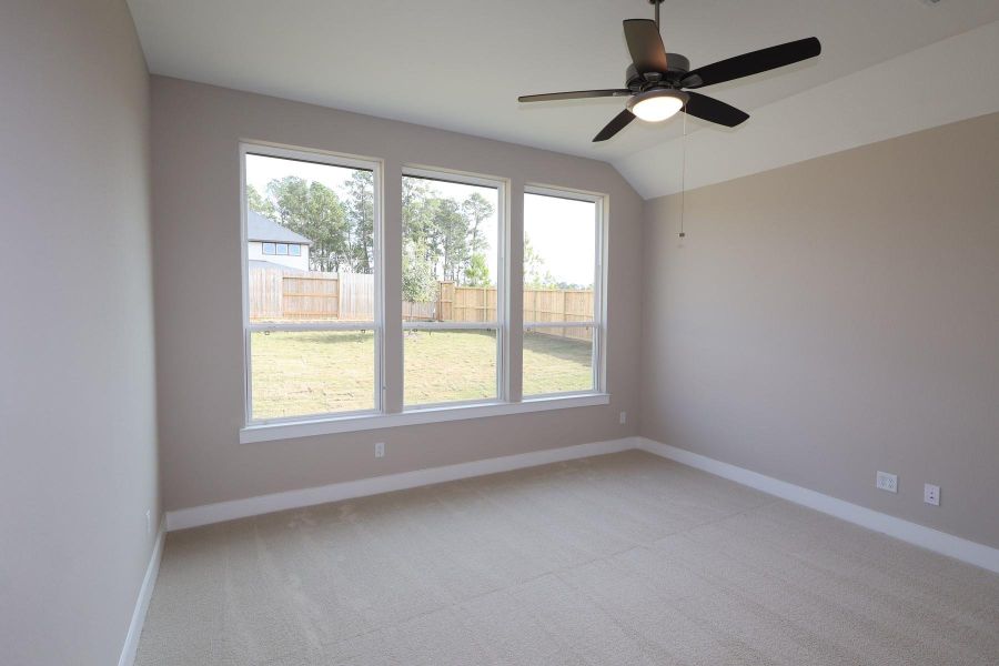 Spacious, unfurnished interior of a new home in Clopton Farms, Montgomery (Image 12).