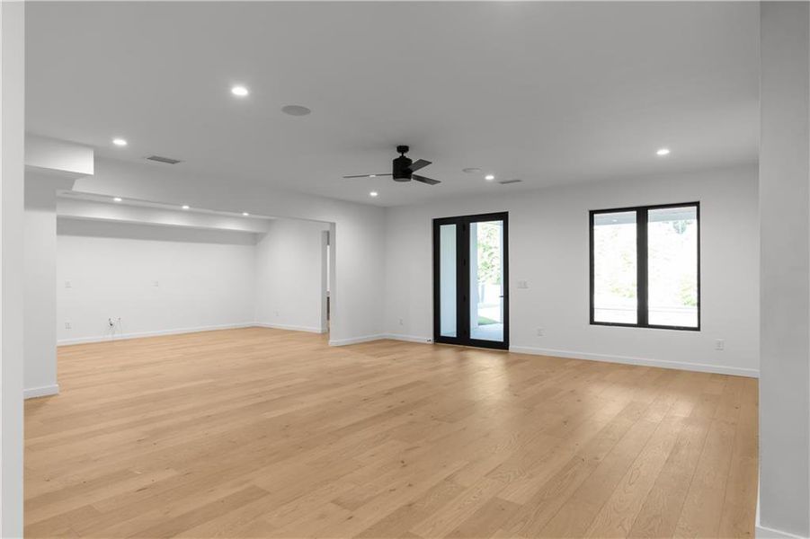 Spacious, unfurnished interior of a new home in , Atlanta (Image 82). Spacious, unfurnished interior of a new home in , Atlanta (Image 82).