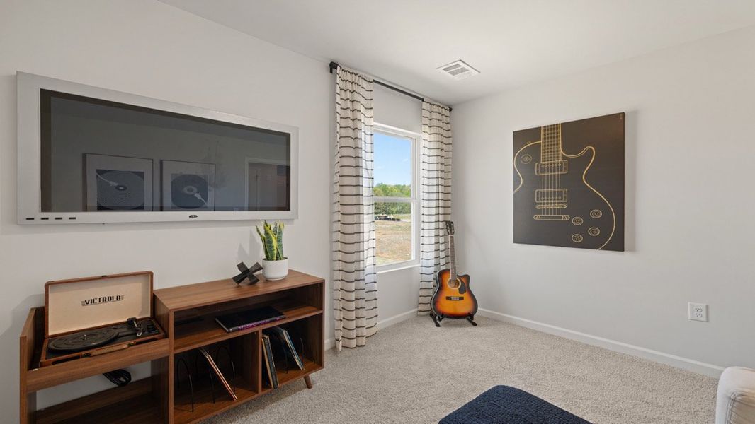 Representative furnished interior of a home built from the SUDBURY 24' TOWNHOME by D.R. Horton in Rolling Meadows, Jasper (Image 28).