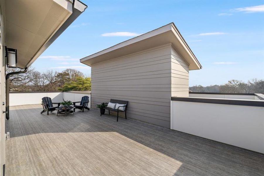 Exterior details and patio area of a home in Madison Park South, Atlanta (Image 27).