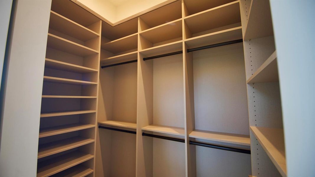 Close-up of interior finishes inside a home in , Palm Beach Gardens (Image 55).