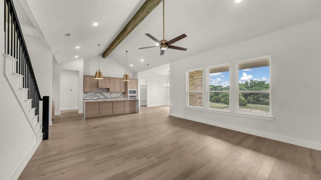 Spacious, unfurnished interior of a new home in Woodland Lakes Estates, Weatherford (Image 20).