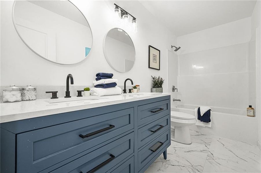 Furnished interior view inside a new home in , Gainesville (Image 7).