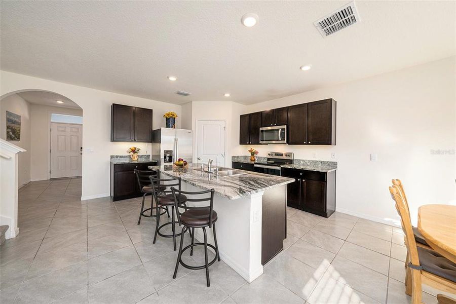 Furnished interior view inside a new home in , Wesley Chapel (Image 32).
