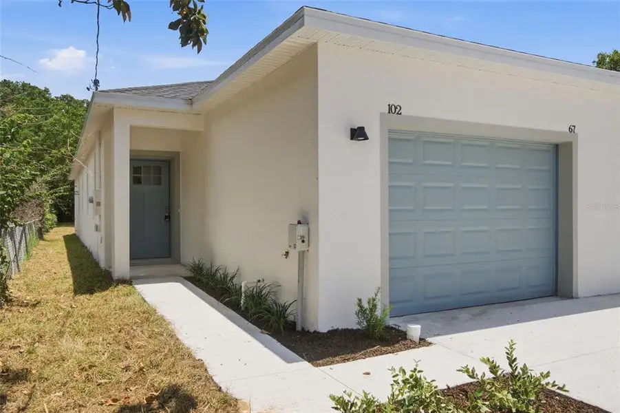 Exterior details and patio area of a home in , Eustis (Image 3).