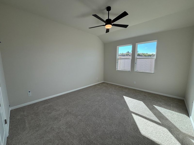 Spacious, unfurnished interior of a new home in Cannon Ranch 40s, Dripping Springs (Image 18).