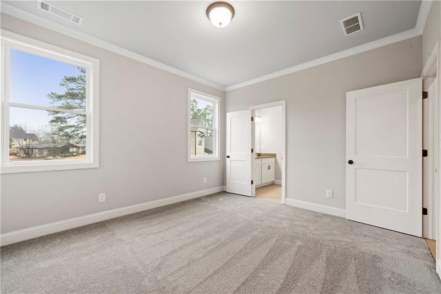Spacious, unfurnished interior of a new home in , Marietta (Image 40).