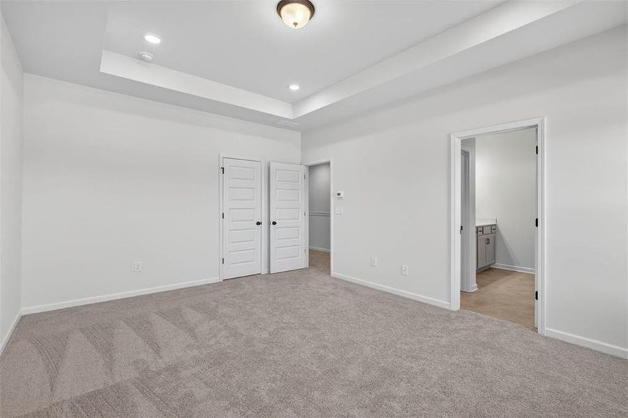Spacious, unfurnished interior of a new home in Franklin Manor, Lawrenceville (Image 43).