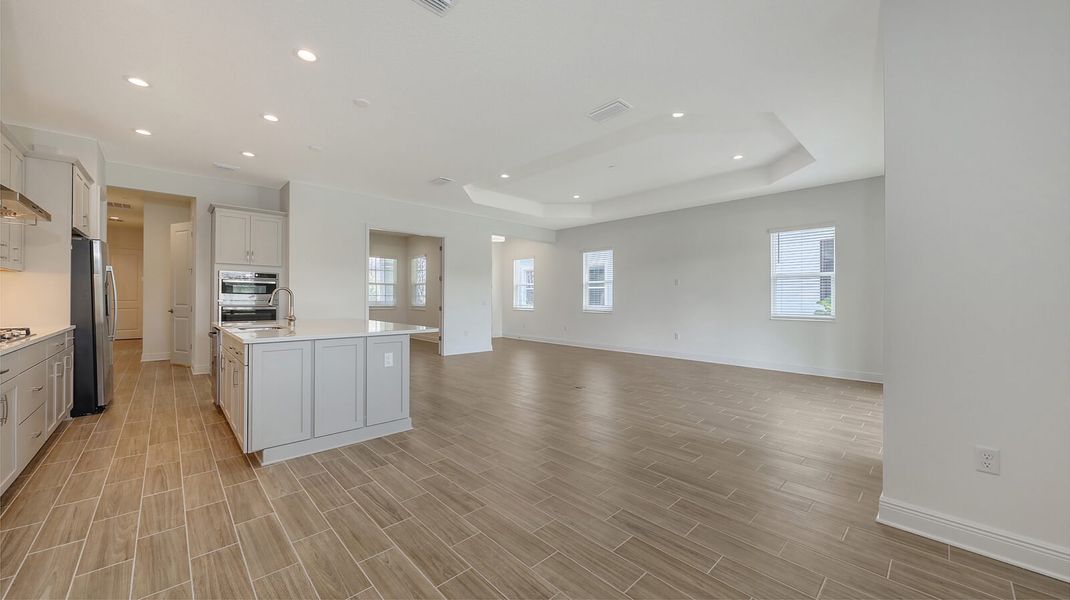 Spacious, unfurnished interior of a new home in Wildleaf at North River Ranch, Parrish (Image 17).