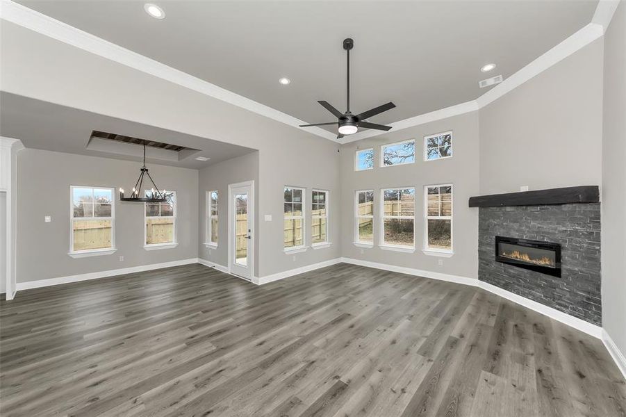 Spacious, unfurnished interior of a new home in , Lake Dallas (Image 17).