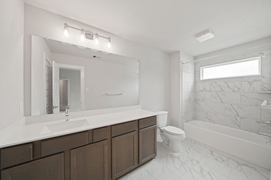 Furnished interior view inside a new home in Barton Creek Ranch, Conroe (Image 3). Furnished interior view inside a new home in Barton Creek Ranch, Conroe (Image 3).