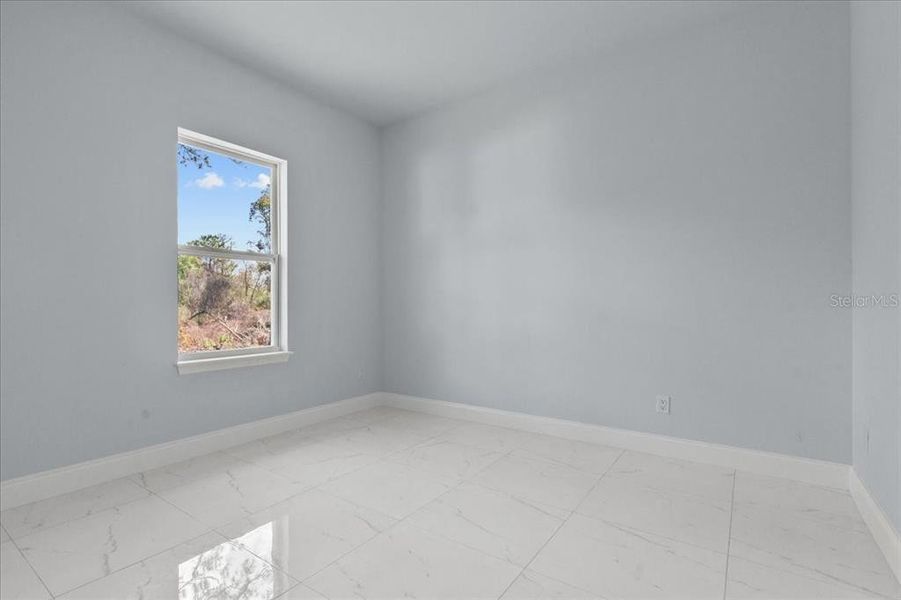 Spacious, unfurnished interior of a new home in , Deltona (Image 18).