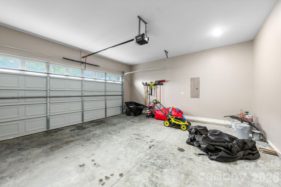 Spacious, unfurnished interior of a new home in , Bessemer City (Image 22).