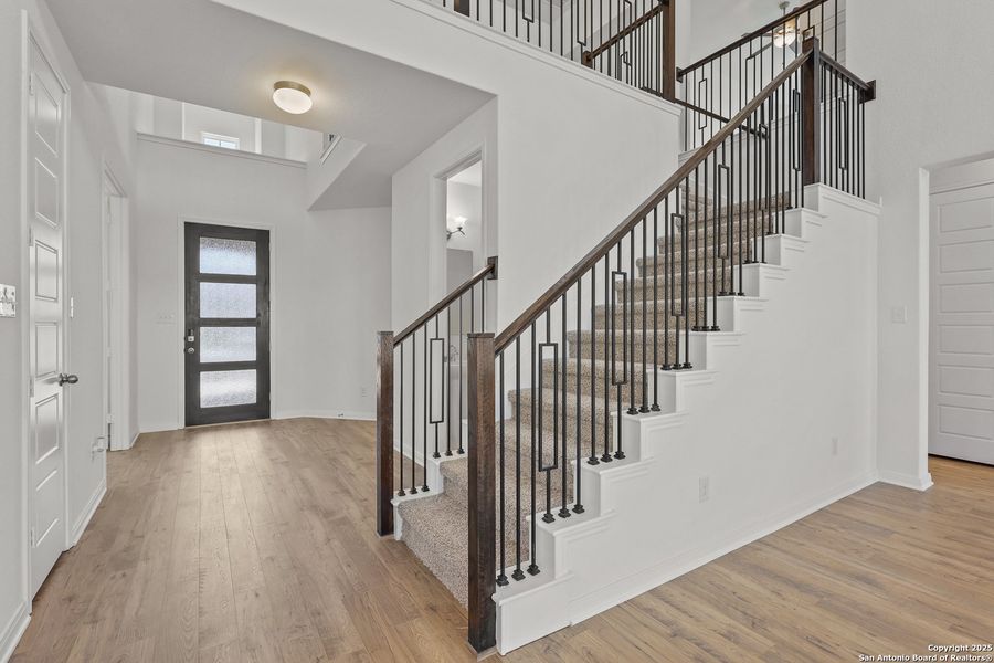 Spacious, unfurnished interior of a new home in Megan's Landing 50', Castroville (Image 22). Spacious, unfurnished interior of a new home in Megan's Landing 50', Castroville (Image 22).