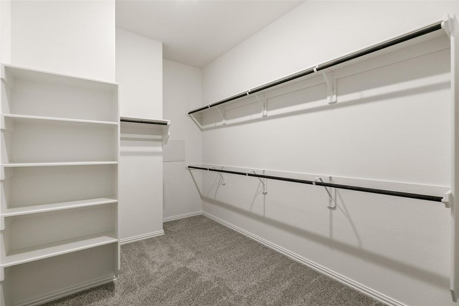 Spacious, unfurnished interior of a new home in Katy Lakes, Katy (Image 12). Spacious, unfurnished interior of a new home in Katy Lakes, Katy (Image 12).