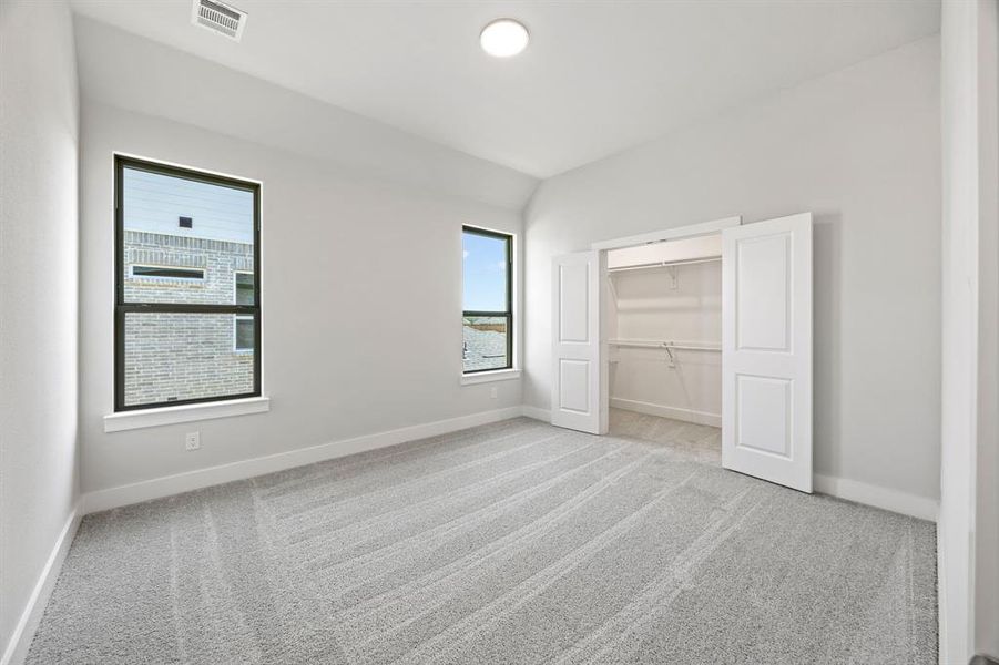 Spacious, unfurnished interior of a new home in Chatham Reserve, Providence Village (Image 25).