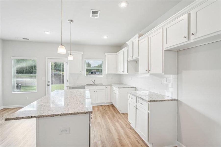 Furnished interior view inside a new home in Fairview Lake, Conyers (Image 9). Furnished interior view inside a new home in Fairview Lake, Conyers (Image 9).