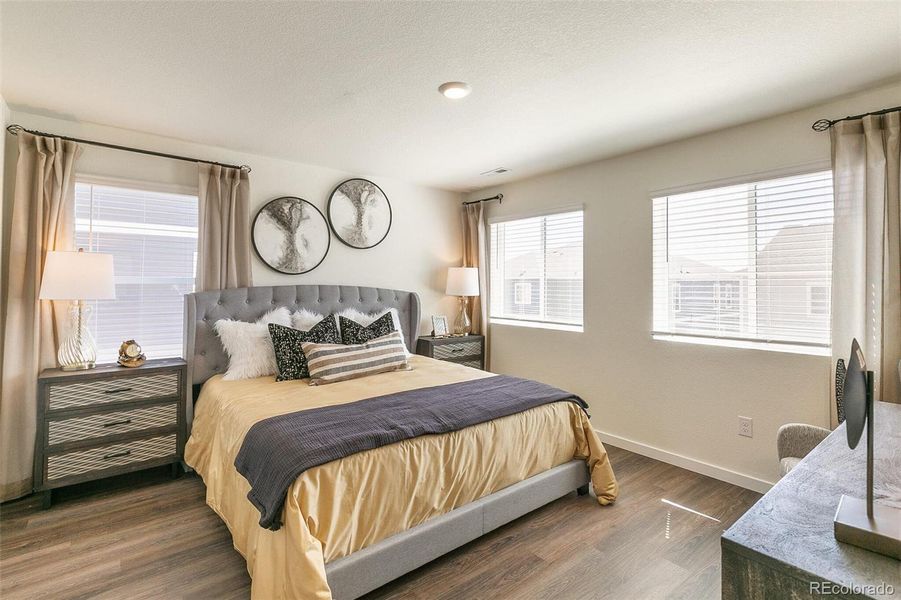Furnished interior view inside a new home in Settlers Crossing, Commerce City (Image 4).