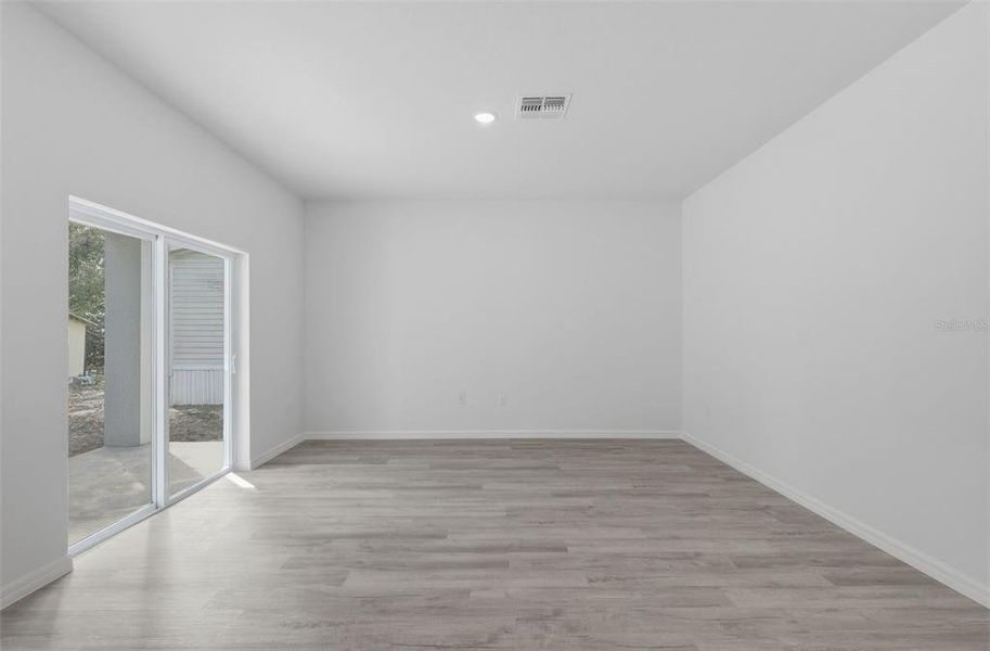 Spacious, unfurnished interior of a new home in , Sorrento (Image 26).