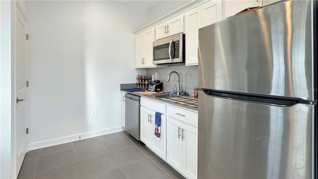 Furnished interior view inside a new home in , Davenport (Image 15).