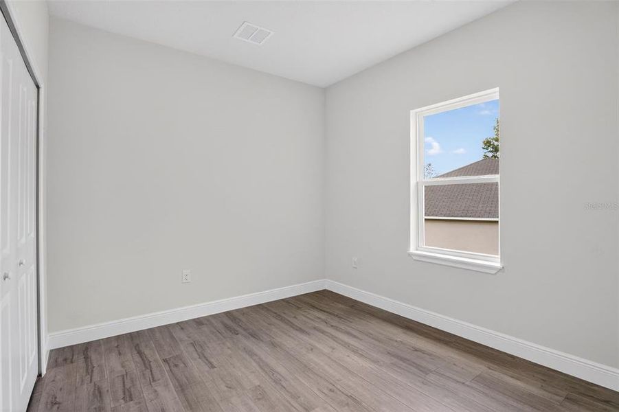Spacious, unfurnished interior of a new home in , Citrus Springs (Image 18).