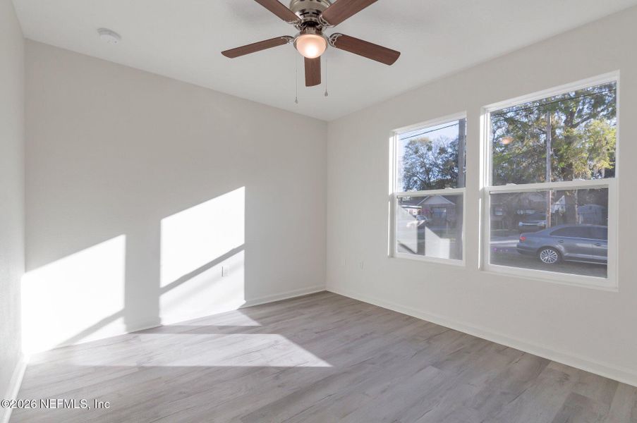Spacious, unfurnished interior of a new home in , Jacksonville (Image 24).