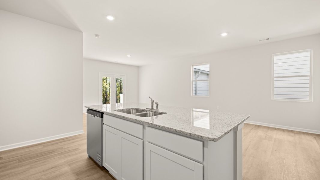 Representative furnished interior of a home built from the Robie by D.R. Horton in Rolling Meadows, Jasper (Image 8). Representative furnished interior of a home built from the Robie by D.R. Horton in Rolling Meadows, Jasper (Image 8).
