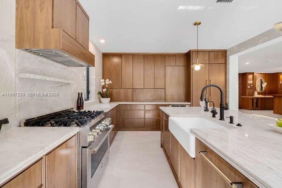 Furnished interior view inside a new home in , Miami (Image 19).