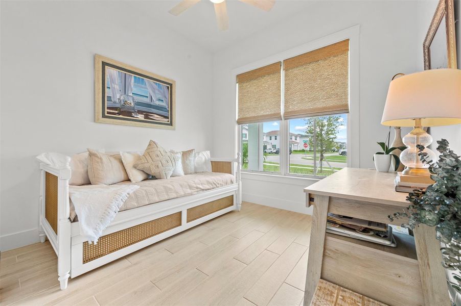 Office/flex space/optional 4th bed