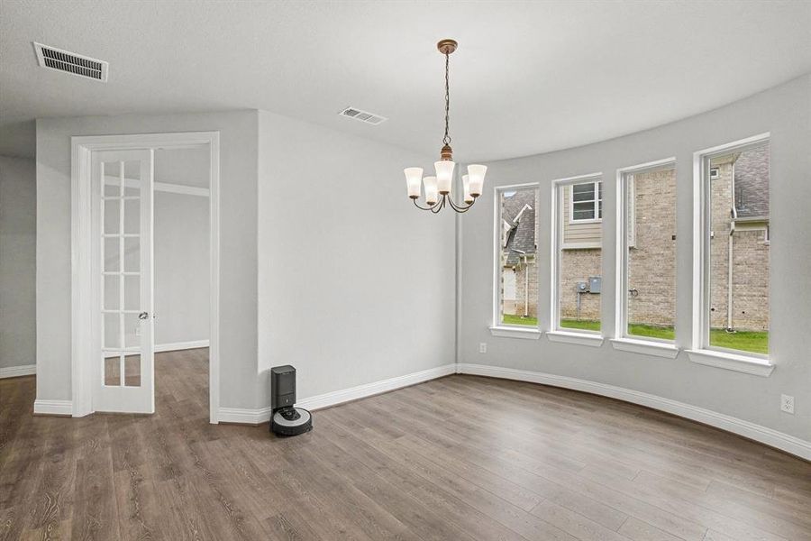 Spacious, unfurnished interior of a new home in , Mansfield (Image 18).