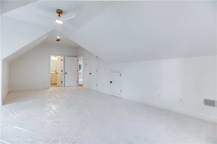 Spacious, unfurnished interior of a new home in , Covington (Image 36).