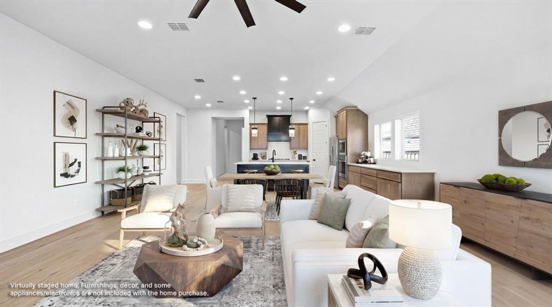 Furnished interior view inside a new home in Myrtle Creek, Waxahachie (Image 5).