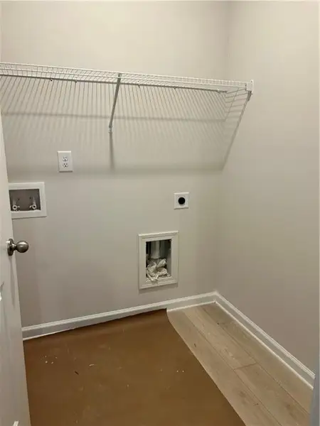 Spacious, unfurnished interior of a new home in Villages at Cedar Hill, Dallas (Image 3). Spacious, unfurnished interior of a new home in Villages at Cedar Hill, Dallas (Image 3).