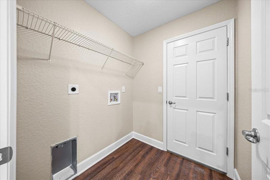 Spacious, unfurnished interior of a new home in , Summerfield (Image 22).