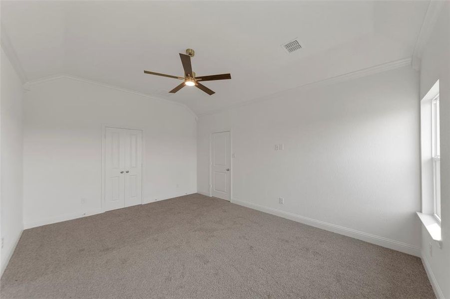 Spacious, unfurnished interior of a new home in , Josephine (Image 13).