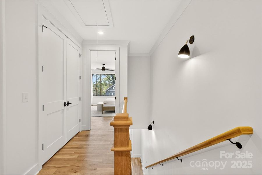 Image 33 of a home in .