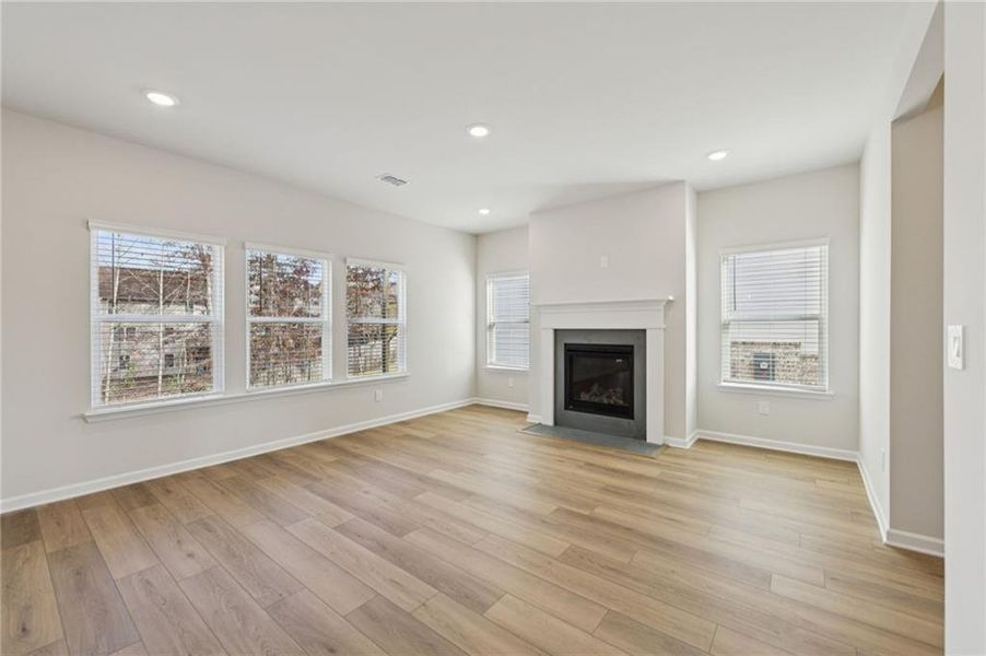 Spacious, unfurnished interior of a new home in Harmony Manor, Fairburn (Image 36).